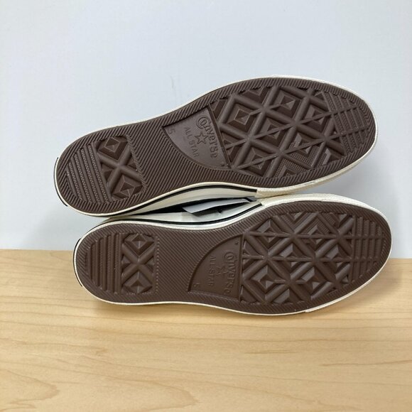 Converse Chuck 70 Hi Top Sneaker Unisex Sz W 7 / M 5 Black Suede NEW Minor Flaw - Picture 7 of 11